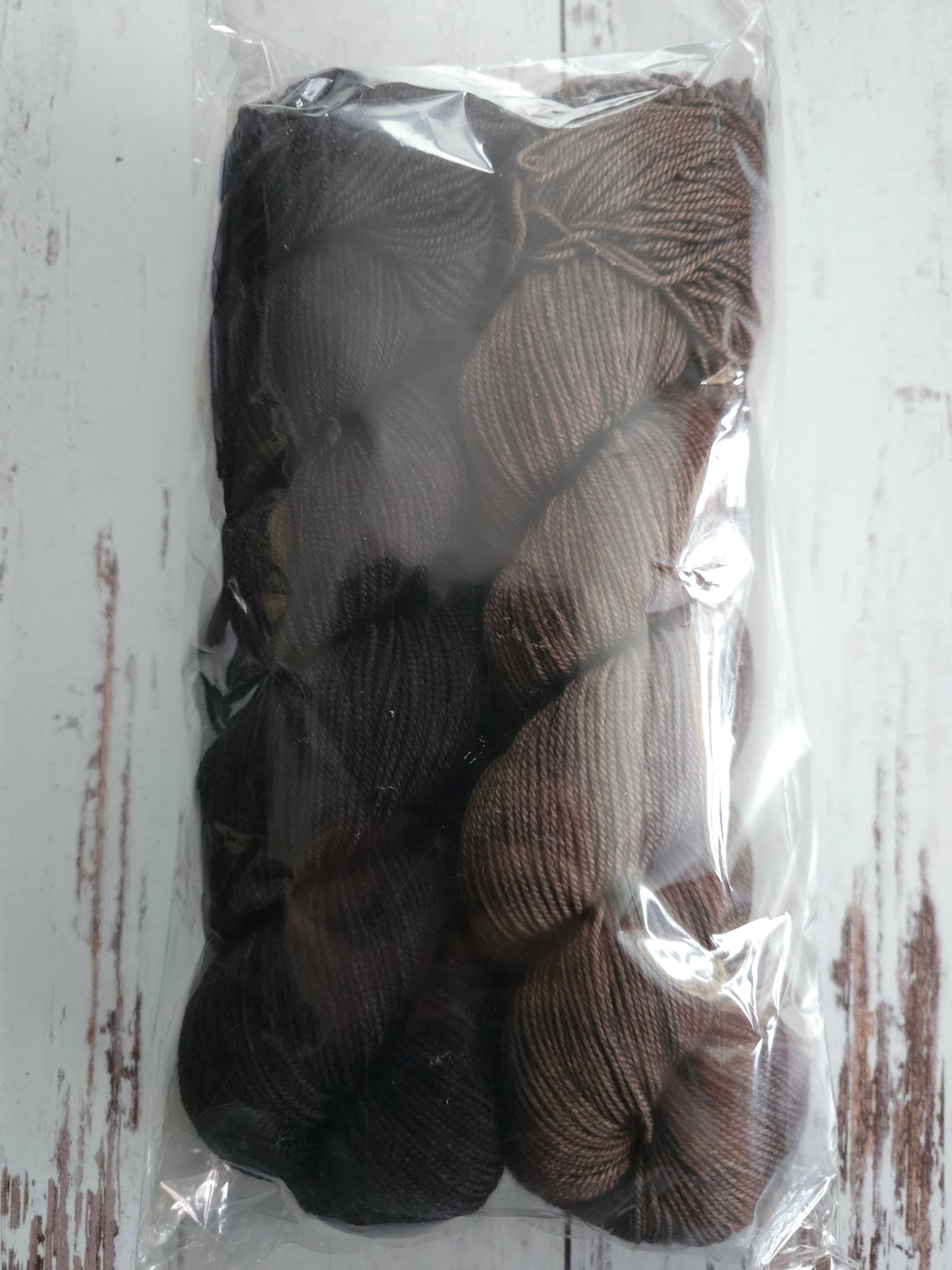 Flakes 154 (Yak Fingering)