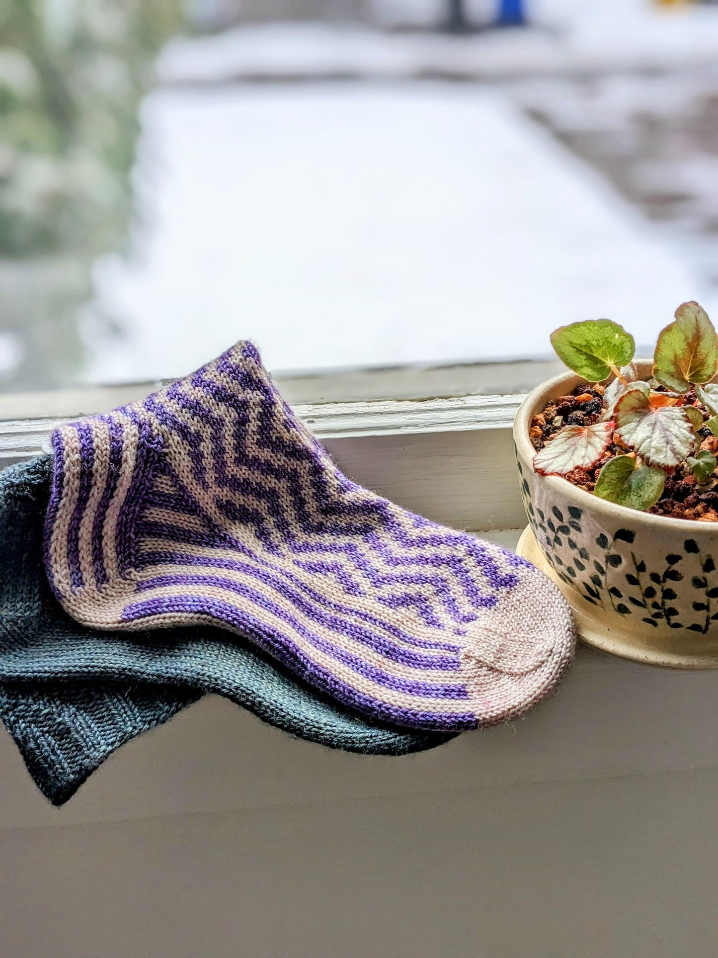 Lombard Socks Kit (Yarn + Patterns)