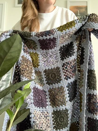 Ebony Granny Square Blanket (Yarn Only) - Crochet
