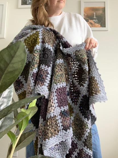 Ebony Granny Square Blanket (Yarn Only) - Crochet