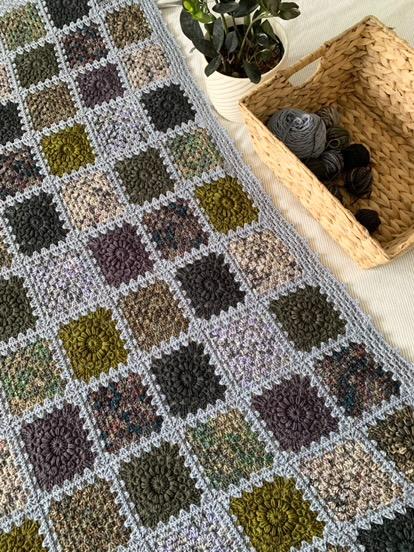 Ebony Granny Square Blanket (Yarn Only) - Crochet