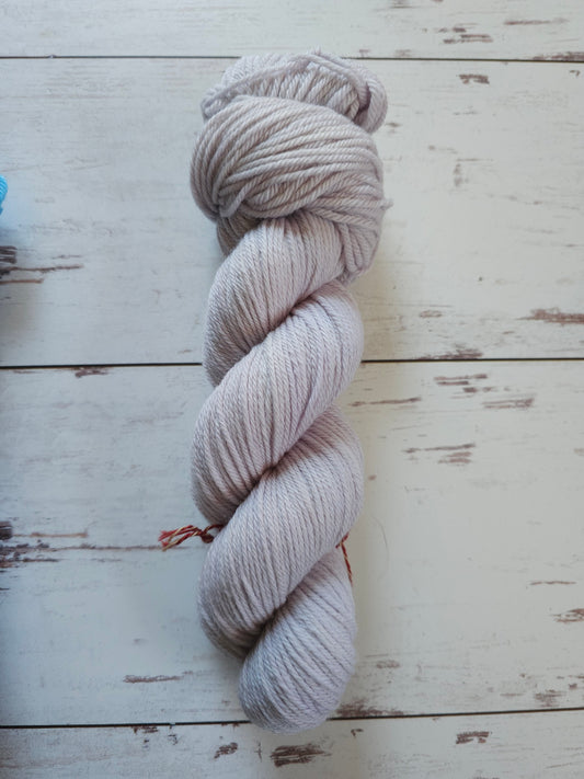 Snow (Worsted)