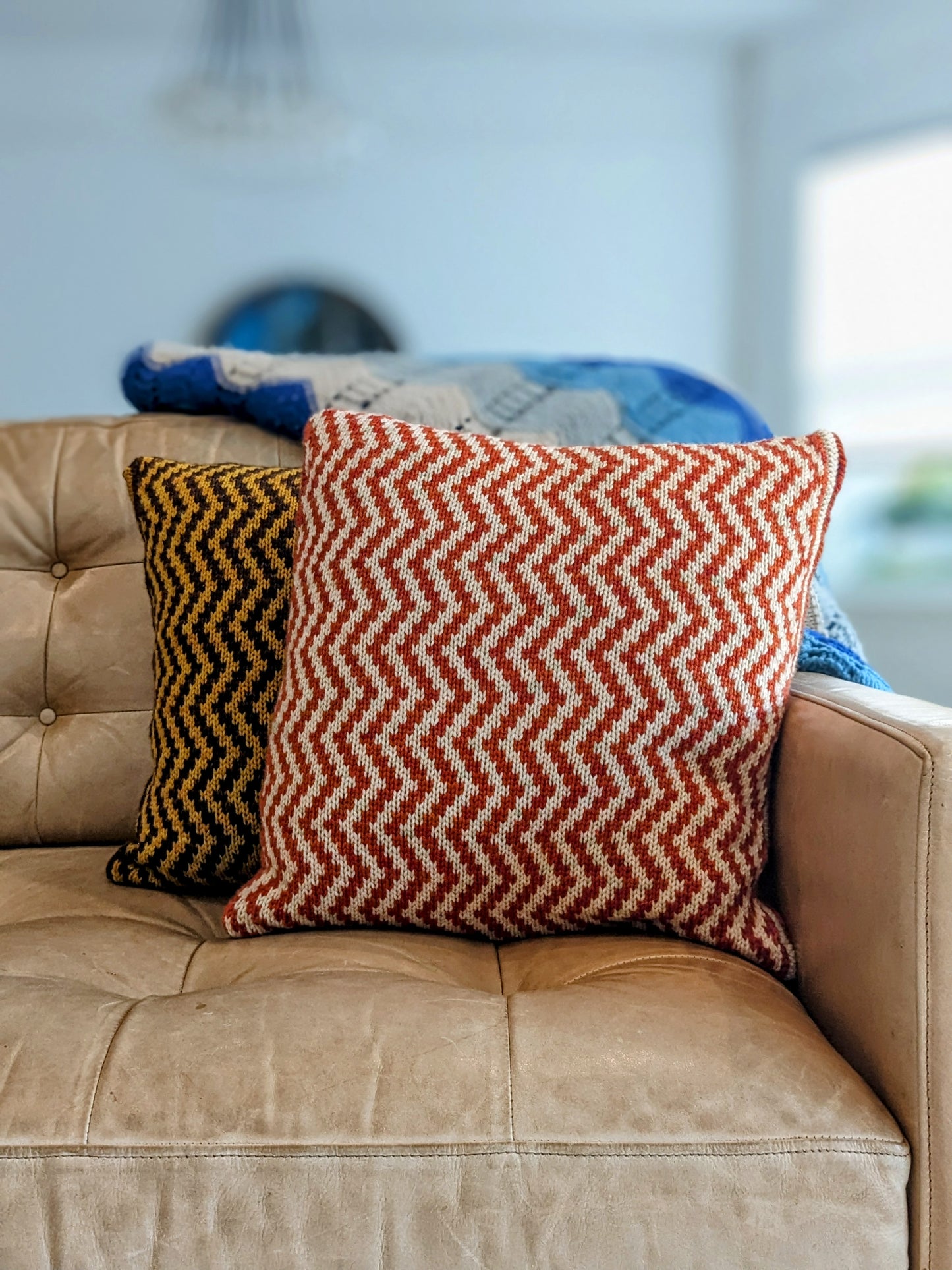 Serpentine Pillow Kit (Yarn + Pattern + Optional Buttons)